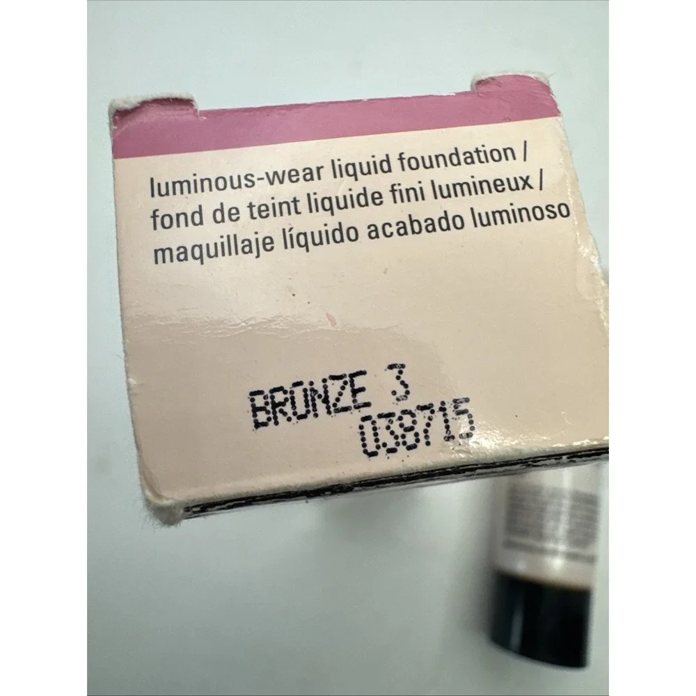 MARY KAY TimeWise LUMINOUS WEAR Liquid Foundation BRONZE 3  Normal To Dry 038715